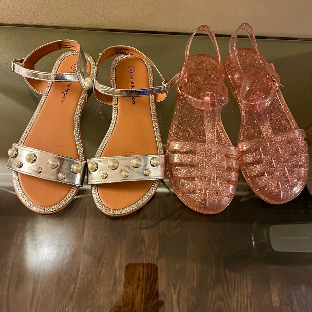 2 pairs girls summer sandals Gap , Nanette Lepore sz 2 like new pink , silver